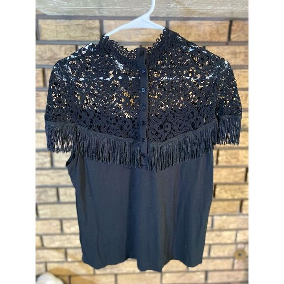 Calligraphie Fringe Lace Sleeveless Top - Picture 2 of 6